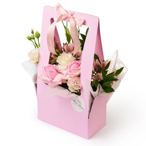 Aranjament Floral „Poșetă cu Flori”